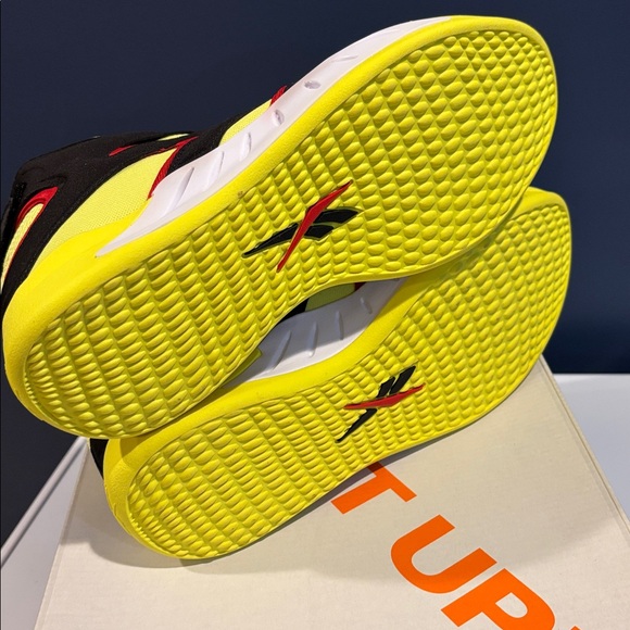 Reebok Instapump Fury Zone "Acid Yellow" sneakers - Picture 8 of 8